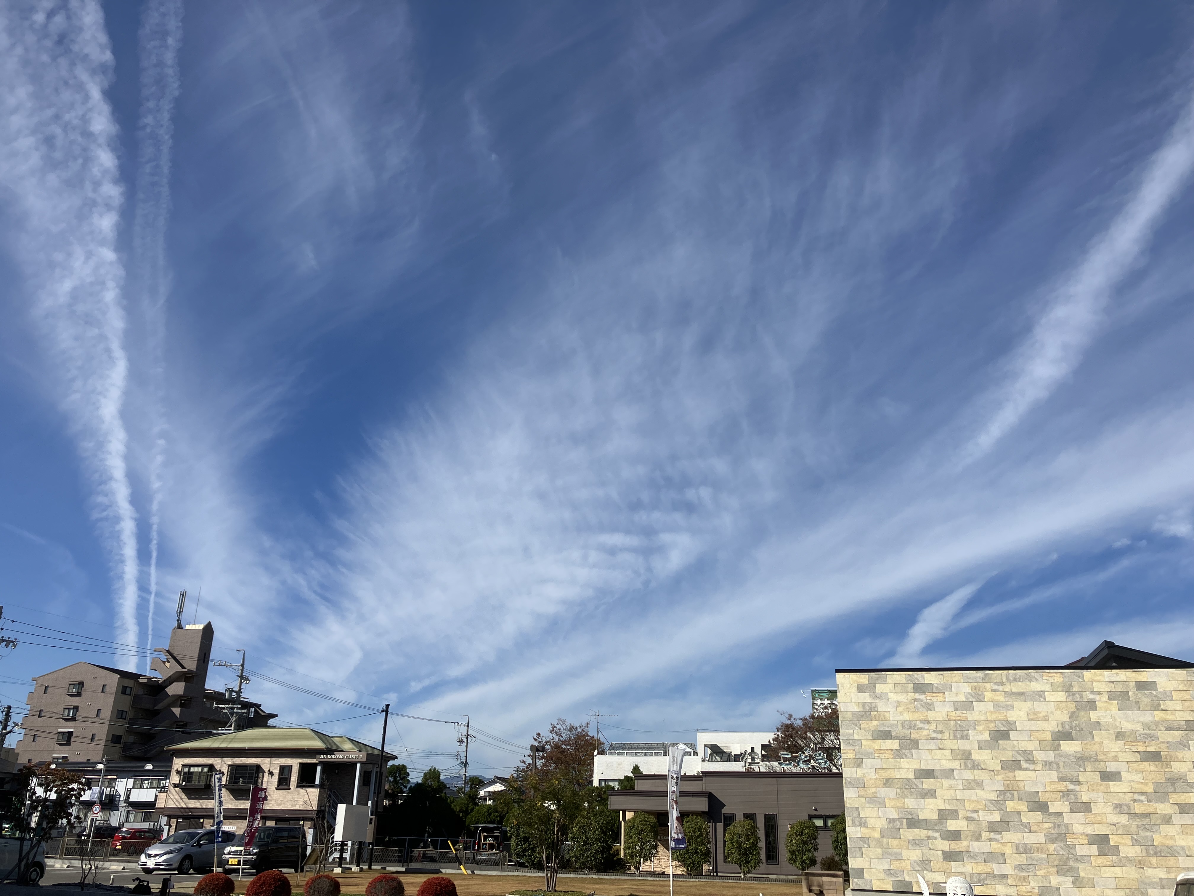 秋空に想う。急な冷え込みに負けない、快適な住まいとは?